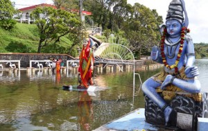 Grand bassin haut lieu du pèlerinage hindou