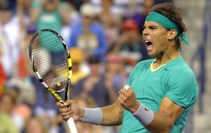 Tennis Raphael Nadal retour gagnant